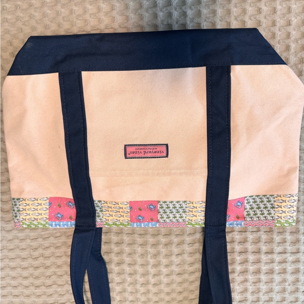 Vineyard Vines Beige and Navy Tote Bag